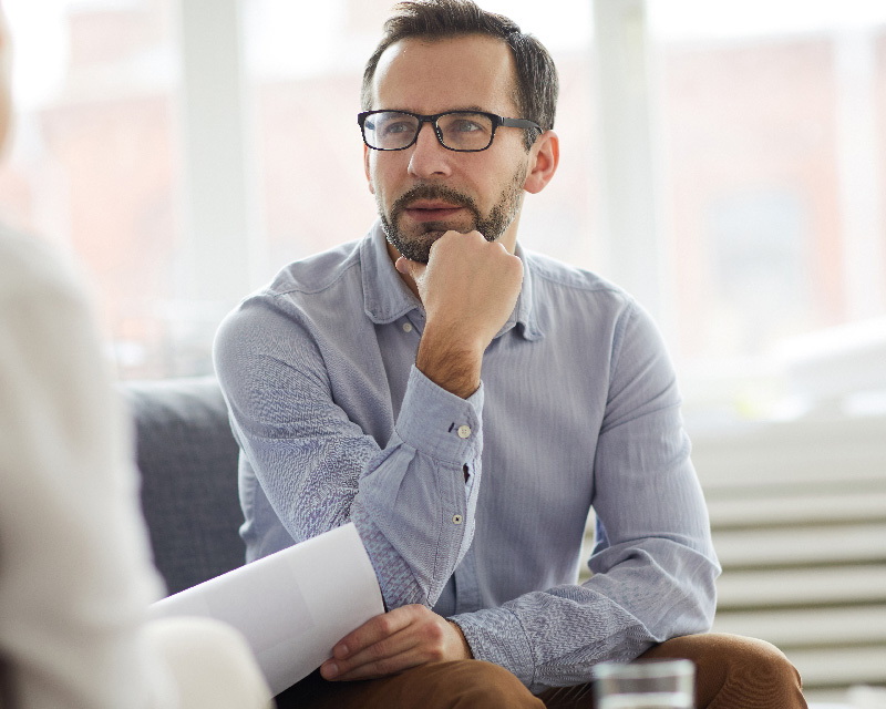 Man in therapy for self-esteem in Ohio